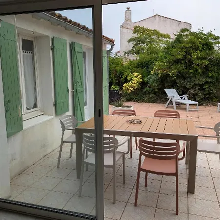 House Ideal For Families 10 Min From The Beaches 度假居 *