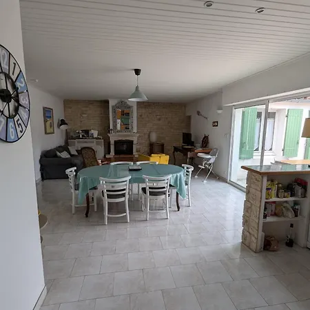 Casa vacanze House Ideal For Families 10 Min From The Beaches Le Bois-Plage-en-Ré